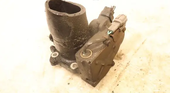 Toyota RAV 4 (XA20) Throttle body valve 