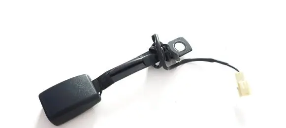 Subaru Forester SK Front seatbelt buckle B62018189 M02320237