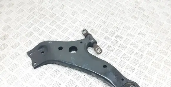 Lexus RX 450H Front lower control arm/wishbone
