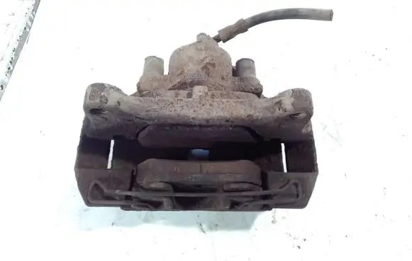 Volkswagen PASSAT B6 Front brake caliper