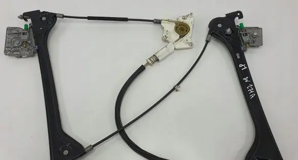 Mercedes-Benz SLK R171 Front door electric window regulator A1717200346
