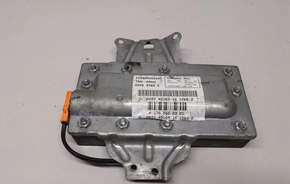 Mercedes-Benz C W202 Front door airbag A1708600305 00060560E