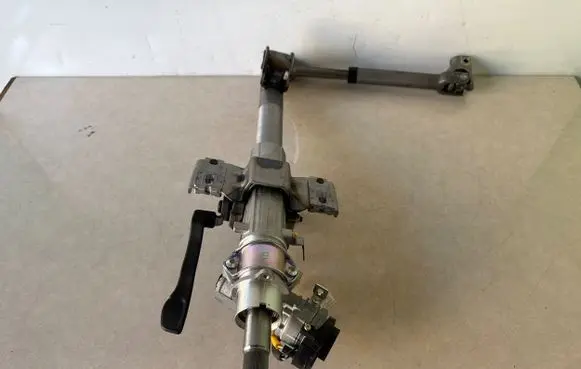 KIA Sportage Steering wheel axle