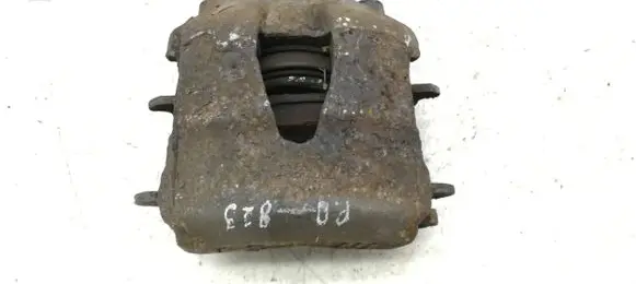 Volkswagen Golf IV Front brake caliper
