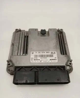 Opel Insignia A Engine control unit/module 55574903 55573560 0281016704