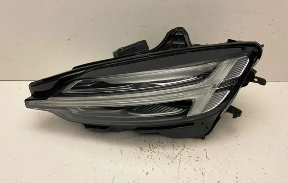 Volvo V60 Headlight/headlamp 32228817