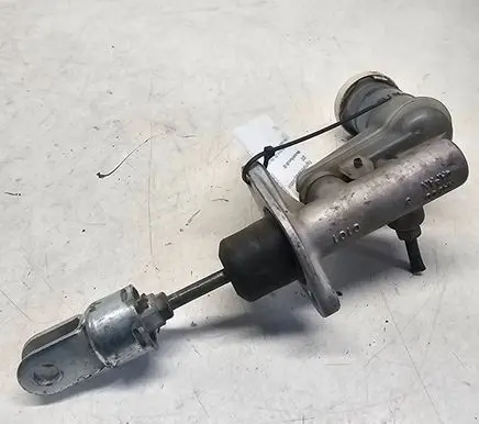Mitsubishi Pajero Master brake cylinder NABCO