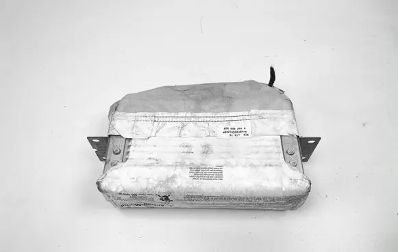 Audi A2 Passenger airbag 8Z0880204B