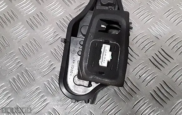 Citroen C3 Tail light bulb cover holder 