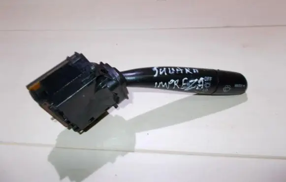 Subaru Impreza I Wiper control stalk