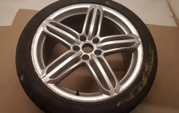 Audi Q3 8U R19 alloy rim 8U0601025AC