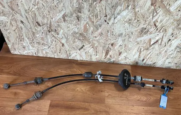 Citroen C3 Gear shift cable linkage 