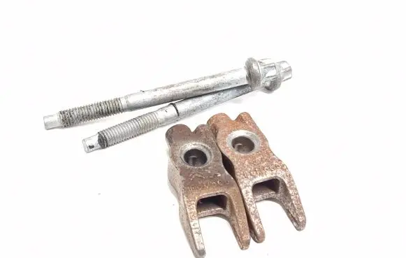 Ford Focus Fuel Injector clamp holder