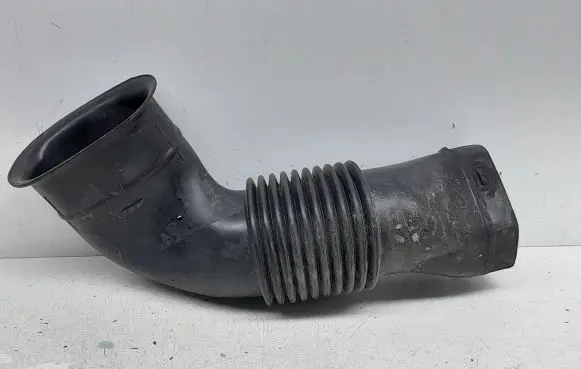 Infiniti QX70 S51 Air intake hose/pipe