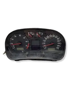 Volkswagen Golf IV Speedometer (instrument cluster) 1J0920825A