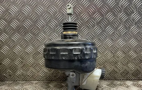 Mercedes-Benz GLK (X204) Brake booster A2044303730