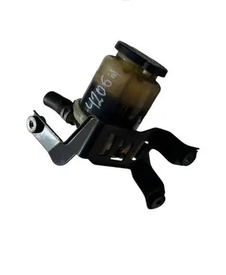 Lexus RX 300 Power steering fluid tank/reservoir