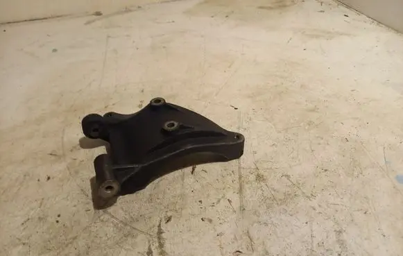 Audi A6 S6 C6 4F A/C compressor mount bracket 059260885F
