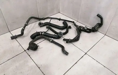 Mercedes-Benz CLS C219 Oil cooling pipe A2115013782