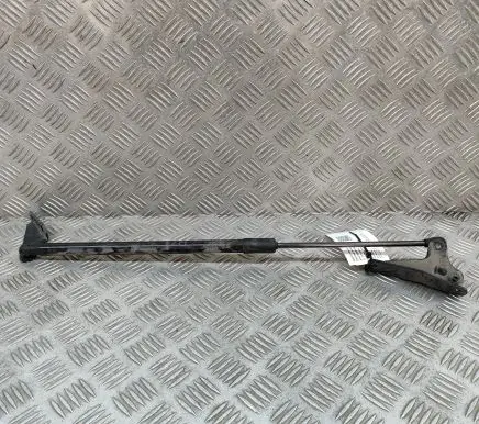 Toyota Yaris Cross Tailgate/trunk strut/damper 689500D230