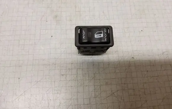 Nissan Primera Central locking switch button 
