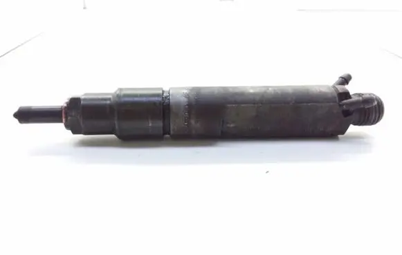 Audi A4 S4 B5 8D Fuel injector 028130201G 2FHKBEL58P87
