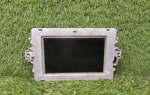 Mercedes-Benz C W204 Screen/display/small screen 2049022103