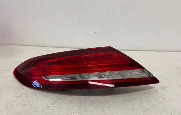 Mercedes-Benz C W205 Rear/tail lights A2059066705 00048184 2SD011786