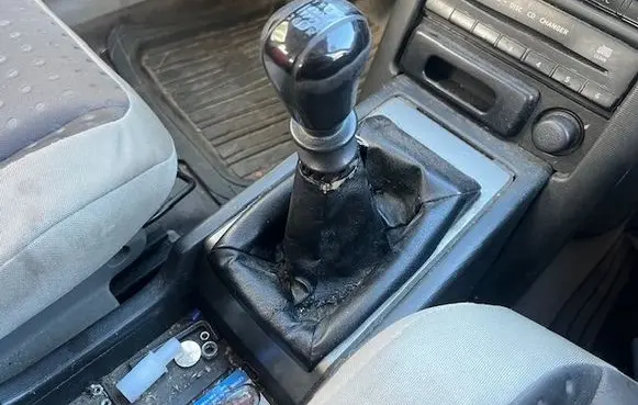 Nissan X-Trail T30 Gear shifter/selector 
