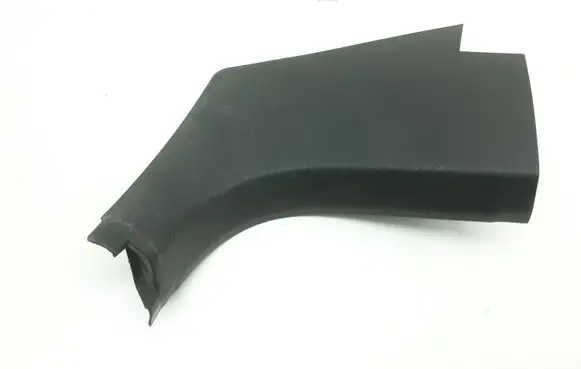Volkswagen PASSAT B7 USA Front sill trim cover 561863484