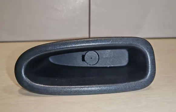 Nissan Note (E11) Front door interior handle trim 809509U00B