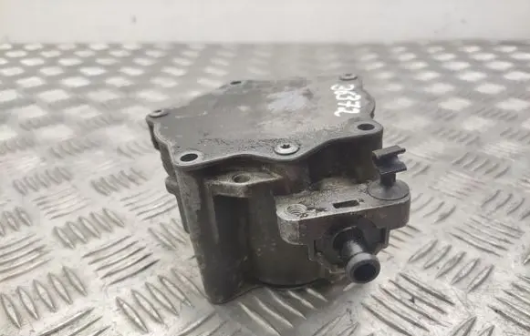 Skoda Superb B6 (3T) Vacuum pump 06J145100B