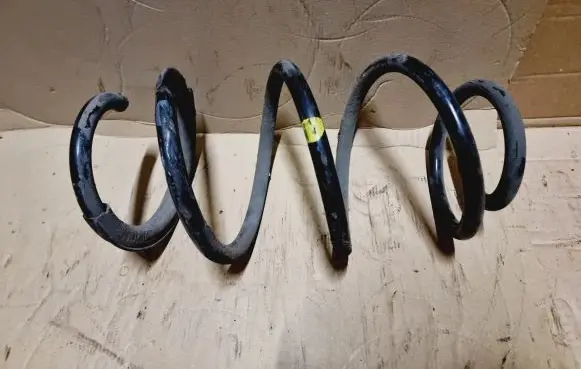 Hyundai ix35 Front coil spring 546302Y914