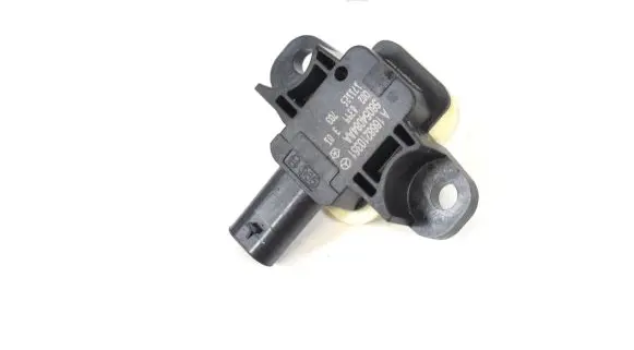 Mercedes-Benz GL X166 Airbag deployment crash/impact sensor A1668210351