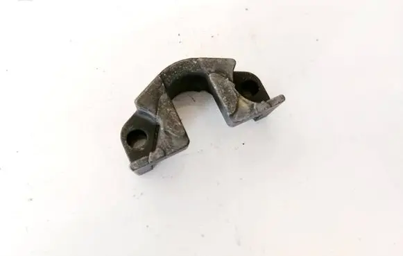 BMW X3 E83 Fuel Injector clamp holder 