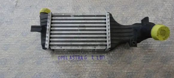 Opel Zafira A Intercooler radiator 93175282 B9179