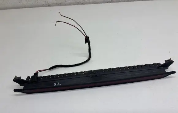 Volkswagen Bora Third/center stoplight 1J6945097C