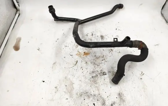 Audi A4 S4 B6 8E 8H Engine coolant pipe/hose