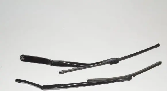 BMW M5 Windshield/front glass wiper blade 7203156 7182459 61617203156