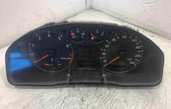 Audi A4 S4 B5 8D Speedometer (instrument cluster) 8D0919860G 400010002