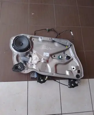 Mercedes-Benz CLS C218 X218 Front door window regulator with motor 918234102