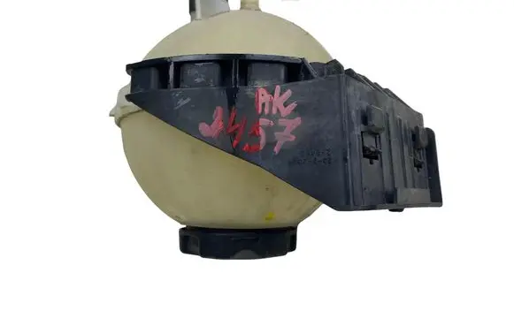 BMW 3 F30 F35 F31 Coolant expansion tank/reservoir 7642158