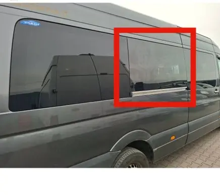 Mercedes-Benz Sprinter W906 Side middle window/glass 