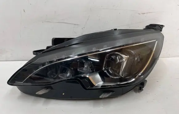 Peugeot 308 Headlight/headlamp 96778324