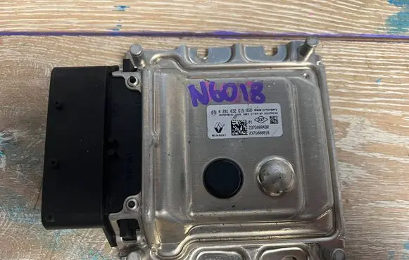 Renault Master III Adblue control unit 0281032615