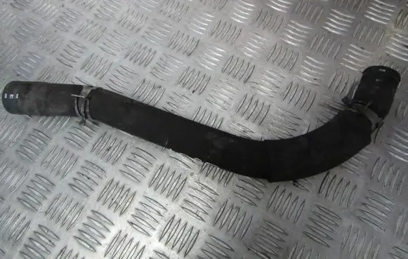 Toyota Avensis T250 Engine coolant pipe/hose