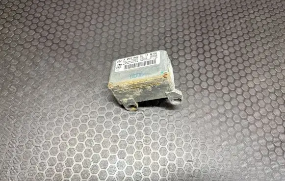 Mercedes-Benz C W203 ESP acceleration yaw rate sensor A2095420018 100985150