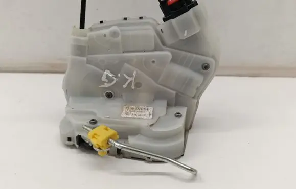MG ZS Rear door lock 11050849
