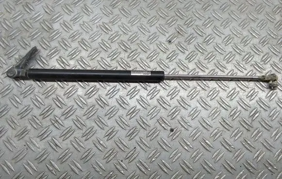 Subaru Forester SG Tailgate/trunk strut/damper 7K08
