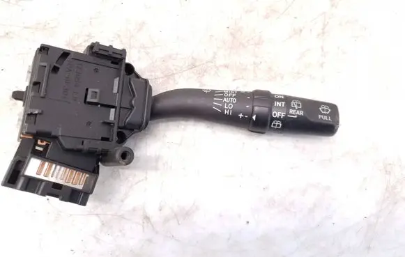 Toyota Avensis T250 Wiper control stalk 8465205170 173821
